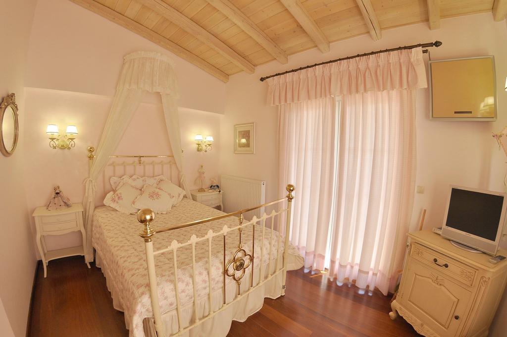 Villa Romantica Perama  Habitación foto